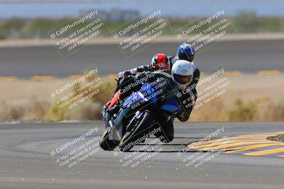 media/Oct-08-2022-SoCal Trackdays (Sat) [[1fc3beec89]]/Turn 14 (1050am)/